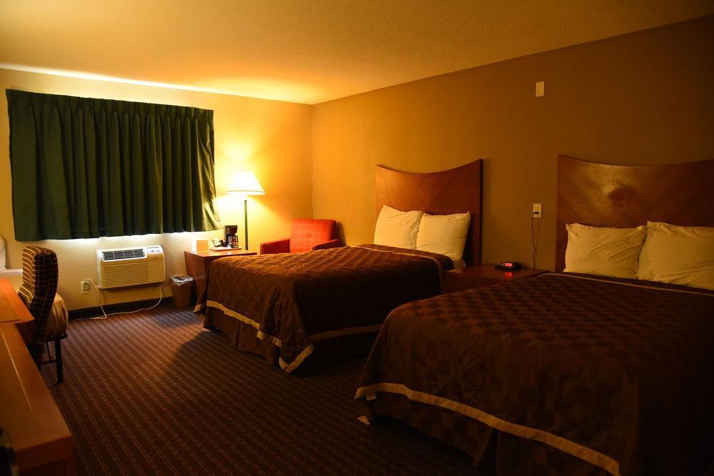 Dakota Pines Inn Rapid City Exterior photo